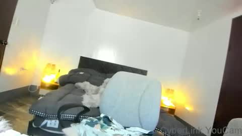 Angela Cullens online show from 29, 11, 2025