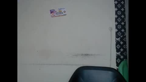 Snapshot of urflirtydoll chatting on 2, 2, 2025 urflirtydoll online show from 2, 2, 2025