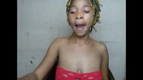 Snapshot of urflirtydoll chatting on 29, 9, 2025 urflirtydoll online show from 29, 9, 2025