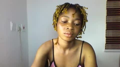 Snapshot of urflirtydoll chatting on 4, 10, 2025 urflirtydoll online show from 4, 10, 2025