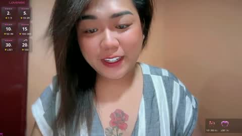 Snapshot of urgirl_dimple chatting on 7, 7, 2026 Dimple online show from 7, 7, 2026