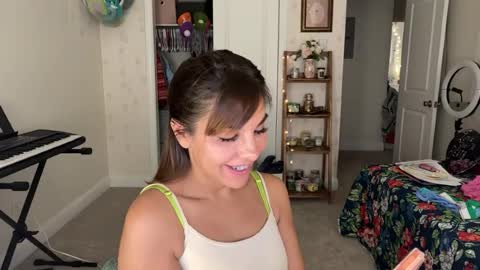 Snapshot of urgoddessmarla chatting on 1, 8, 2026 Goddess Marla online show from 1, 8, 2026