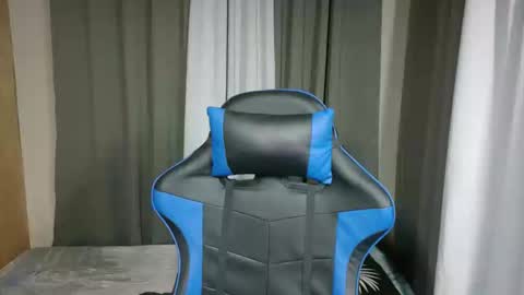 urguy_francis online show from 15, 2, 2025