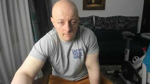 UrGymCrush online show from 17, 2, 2025