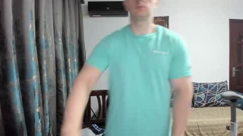 UrGymCrush online show from 8, 10, 2025