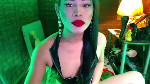 queen norelle online show from 17, 5, 2026