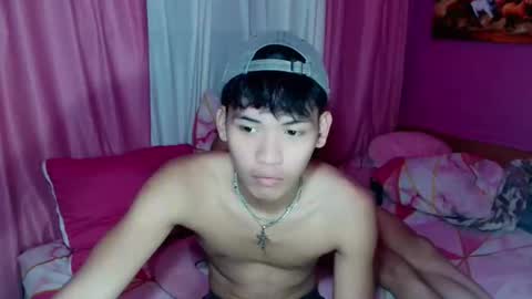 Snapshot of urhot_jeremyxx chatting on 27, 11, 2025 jeremy online show from 27, 11, 2025