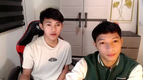 Snapshot of urhotethanxx chatting on 17, 4, 2026 Ethan online show from 17, 4, 2026