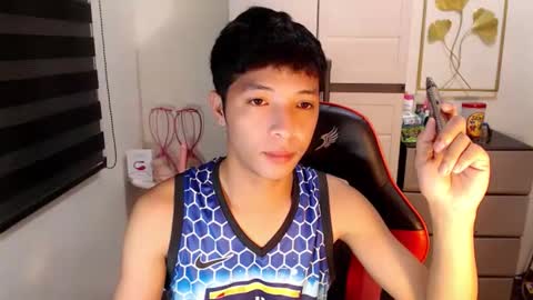 Snapshot of urhotethanxx chatting on 26, 4, 2026 Ethan online show from 26, 4, 2026