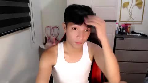 Snapshot of urhotethanxx chatting on 15, 5, 2026 Ethan online show from 15, 5, 2026