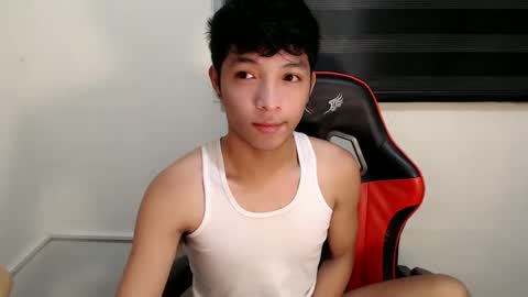 Snapshot of urhotethanxx chatting on 1, 6, 2026 Ethan online show from 1, 6, 2026