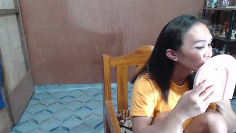 Snapshot of urhotgian chatting on 9, 6, 2026 urhotgian online show from 9, 6, 2026