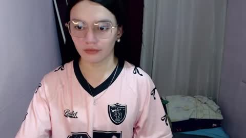 Snapshot of urhottiest_katey chatting on 7, 7, 2026 Katey online show from 7, 7, 2026