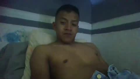 Snapshot of urielgarciabautista976 chatting on 7, 4, 2026 el chaparrito online show from 7, 4, 2026