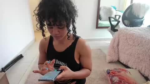 Snapshot of urimare_south chatting on 9, 2, 2025 urimare_south online show from 9, 2, 2025