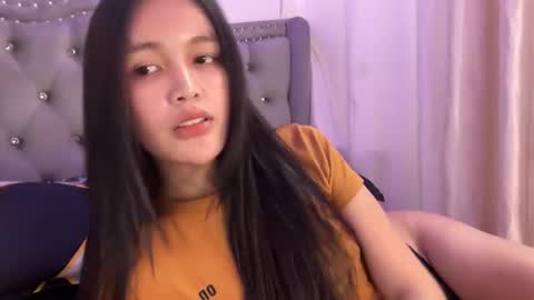 Amira online show from 5, 11, 2025