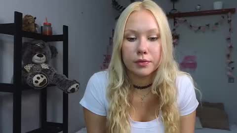 Snapshot of urkinkyy chatting on 26, 10, 2025 Megan online show from 26, 10, 2025