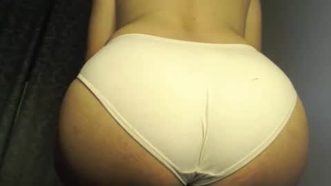 Snapshot of urlovely_hait chatting on 16, 10, 2025 Sham online show from 16, 10, 2025