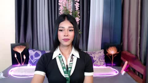 urlovely_jemma online show from 14, 7, 2026