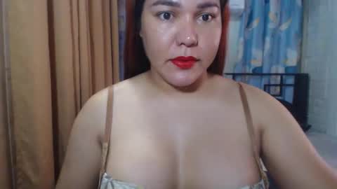 Snapshot of urlovercockxxx chatting on 23, 10, 2025 janah online show from 23, 10, 2025
