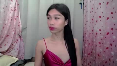 urloverjasmine_xx online show from 19, 3, 2026