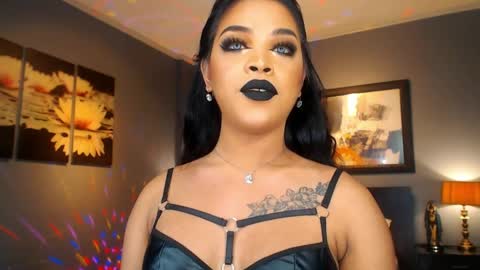 UrMajestyTyra online show from 10, 4, 2026