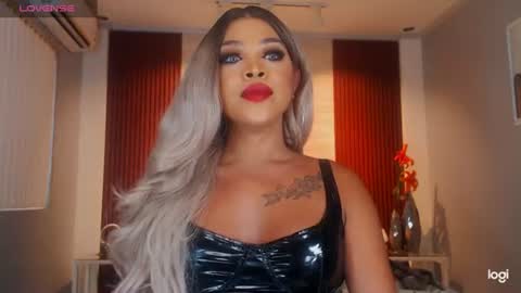 Snapshot of urmajestytyra chatting on 14, 6, 2026 UrMajestyTyra online show from 14, 6, 2026