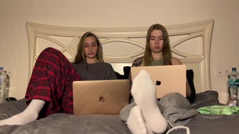 Snapshot of urmissalice chatting on 30, 12, 2024 urmissalice online show from 30, 12, 2024