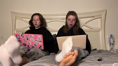 Snapshot of urmissalice chatting on 4, 2, 2025 urmissalice online show from 4, 2, 2025