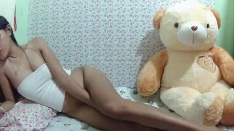 Snapshot of urmorenasexygirl4u chatting on 8, 11, 2025 It me SHELLA online show from 8, 11, 2025