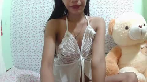 Snapshot of urmorenasexygirl4u chatting on 9, 11, 2025 It me SHELLA online show from 9, 11, 2025