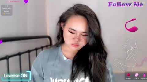 Snapshot of urnaughty_ceciliaxxx chatting on 27, 11, 2025 cecilia online show from 27, 11, 2025