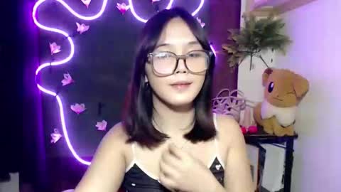 Snapshot of urpinay_pia chatting on 14, 10, 2025 Pia online show from 14, 10, 2025