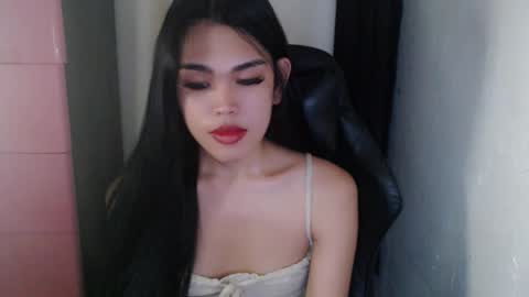 Snapshot of urpinayjenfuckerxxx chatting on 18, 1, 2025 Jenny online show from 18, 1, 2025