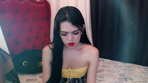 Snapshot of urpinayjenfuckerxxx chatting on 17, 11, 2025 Jenny online show from 17, 11, 2025