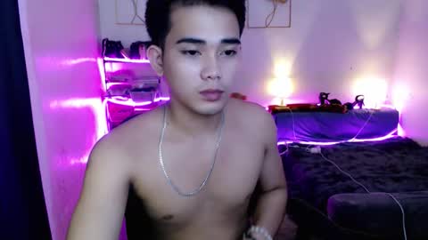 Snapshot of urpinoy_cummer chatting on 18, 12, 2025 urpinoy_cummer online show from 18, 12, 2025