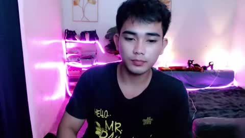 Snapshot of urpinoy_cummer chatting on 19, 12, 2025 urpinoy_cummer online show from 19, 12, 2025