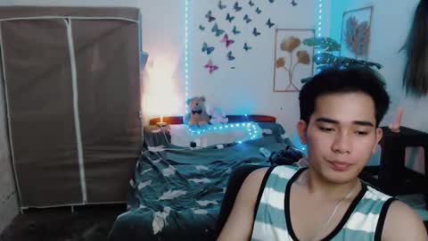 Snapshot of urpinoy_cummer chatting on 6, 3, 2026 urpinoy_cummer online show from 6, 3, 2026