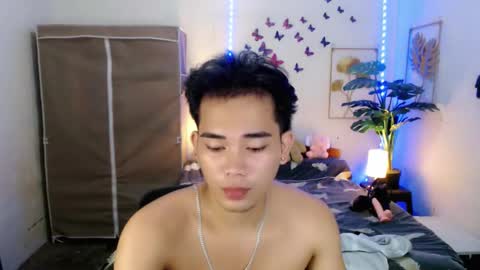 Snapshot of urpinoy_cummer chatting on 1, 4, 2026 urpinoy_cummer online show from 1, 4, 2026