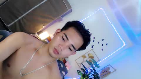 Snapshot of urpinoy_cummer chatting on 6, 4, 2026 urpinoy_cummer online show from 6, 4, 2026