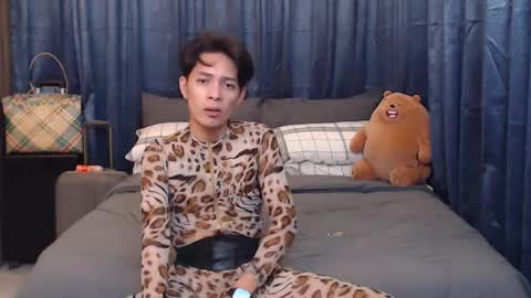 Snapshot of urpinoyasianx chatting on 11, 1, 2025 Mel online show from 11, 1, 2025