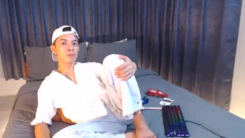 Snapshot of urpinoyasianx chatting on 19, 1, 2025 Mel online show from 19, 1, 2025