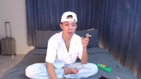 Snapshot of urpinoyasianx chatting on 20, 1, 2025 Mel online show from 20, 1, 2025