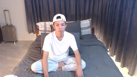 Snapshot of urpinoyasianx chatting on 20, 1, 2025 Mel online show from 20, 1, 2025