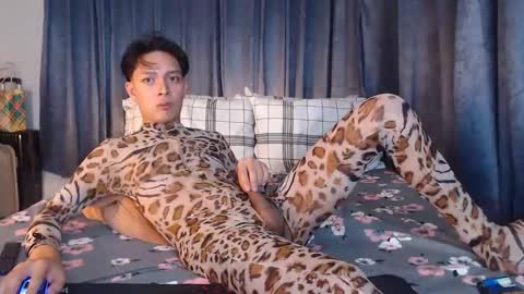 Snapshot of urpinoyasianx chatting on 31, 1, 2025 Mel online show from 31, 1, 2025