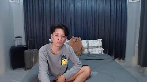 Snapshot of urpinoyasianx chatting on 12, 2, 2025 Mel online show from 12, 2, 2025