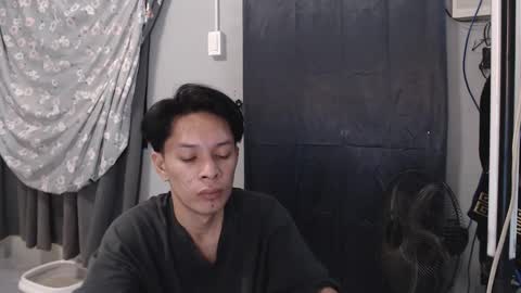 Snapshot of urpinoyasianx chatting on 12, 2, 2025 Mel online show from 12, 2, 2025