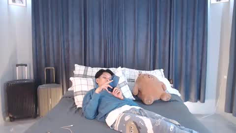 Snapshot of urpinoyasianx chatting on 13, 2, 2025 Mel online show from 13, 2, 2025