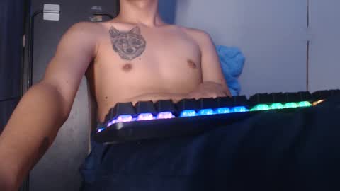 Snapshot of urpinoyasianx chatting on 5, 3, 2025 Mel online show from 5, 3, 2025