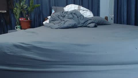 Snapshot of urpinoyasianx chatting on 8, 3, 2025 Mel online show from 8, 3, 2025